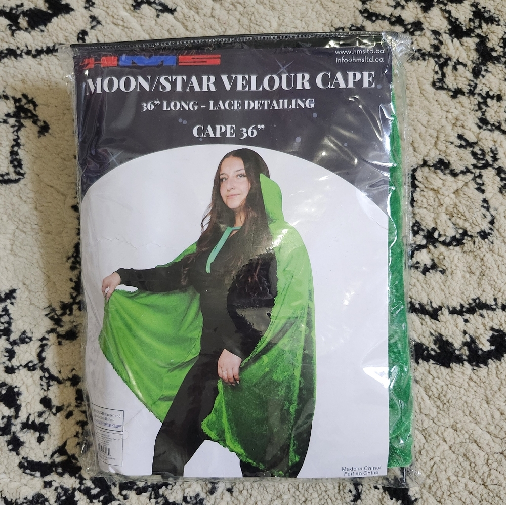 Green Velour Cape with Lace‎ Detailing